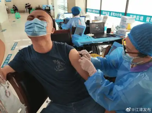 一大波学生接种表情包出炉萌翻了