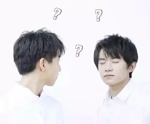 tfboys比赛一分钟不闭眼,王俊凯的瞪眼动图笑死了,新表情包上线
