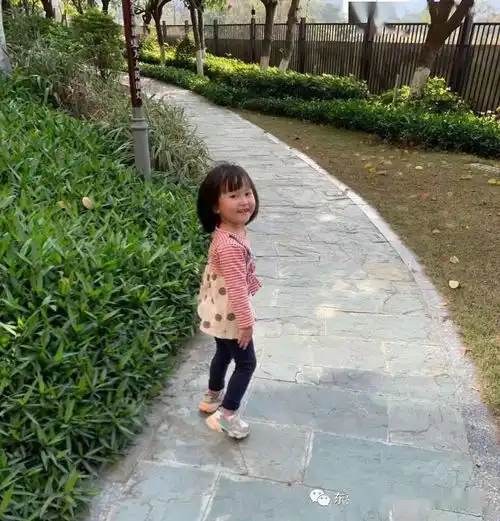 嗨皮牛耶东方明珠萌娃们的春节实在太精彩啦速来围观
