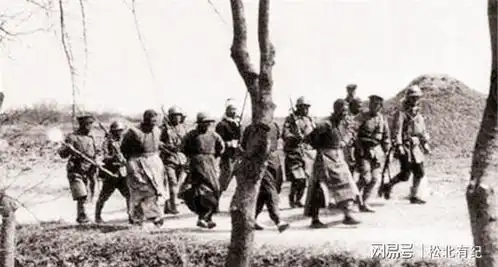 帮日军挖护路沟鬼子验收挑大拇指,几天后就明白上了八路军的当

