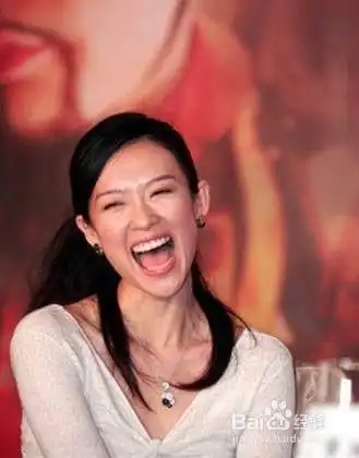 明星豪放起来真吓人明明很美却笑得比哭还难看
