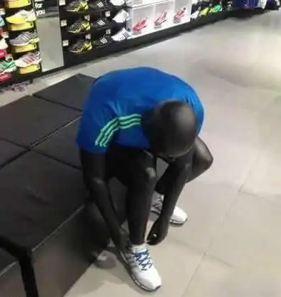 搞笑gif可是壳上有甲骨文的那只,早就死了啊
