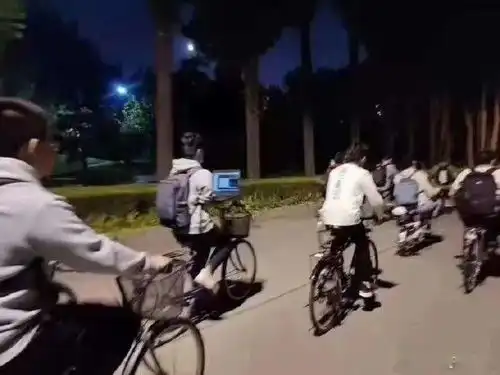 为什么他比你学习好丨今日最黑
