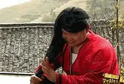 攻占表情包承包金句小岳岳的人生就是个段子

