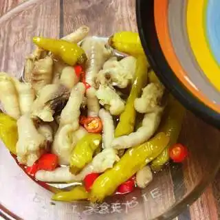泡椒凤爪的做法泡椒凤爪怎么做甜妈美食记的菜谱
