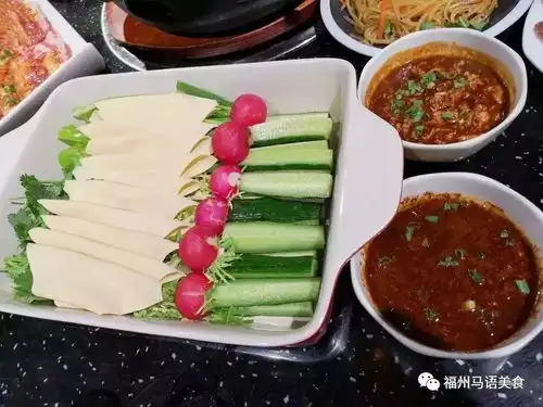 大口吃肉大碗喝酒,人均几十就能尽享哈尔滨烧烤的痛快
