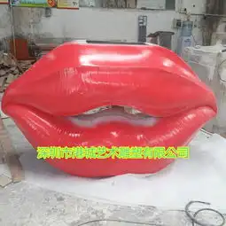 表情造型玻璃钢雕塑红嘴唇装饰形成的一种流行文化
