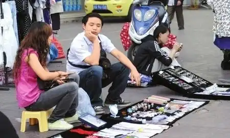 去吧新媒体人,摆地摊不是你熟悉的配方嘛内含摆摊指南
