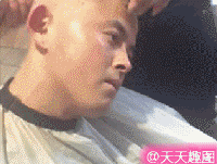 美女看的爽,差点火葬场
