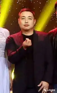 比心都不懂网友赵薇好土跟风都比得这么难看
