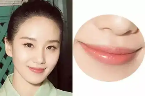 女明星们纷纷换起了柳叶唇,妆感自然又好看
