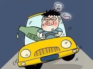 为赚钱,平阳一厨师去开滴滴没想到
