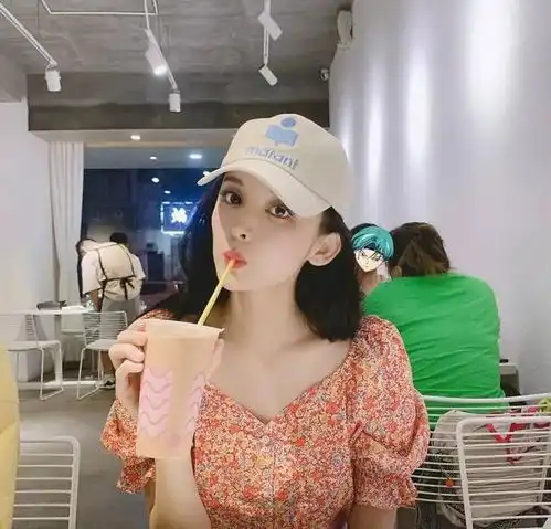 明星壁纸古力娜扎
