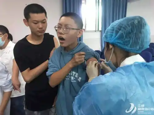 一大波疫苗接种表情包出炉,乐翻众人