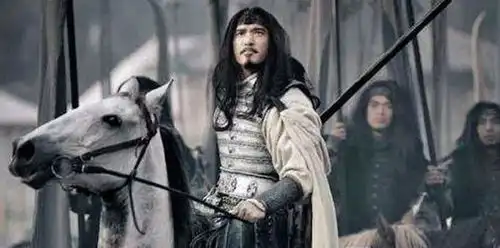 三国被忽视的两员大将,吕布关羽都不是对手,曹操想得到却得不到
