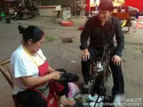 大衣哥朱之文出名后,对妻子依然不离不弃
