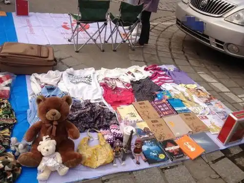 摆地摊图片表情包地摊经济