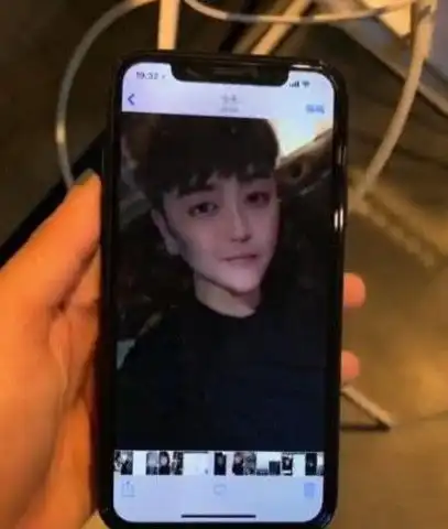 小姐姐抖音上网恋小鲜肉,见到本人后哭笑不得网友笑喷了
