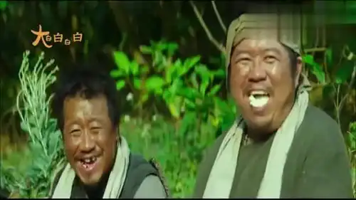 杀手不会骑自行车被人嘲笑,直接亮出自己两米长的大砍刀
