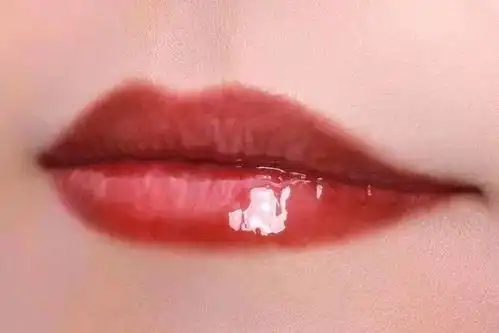 绝绝子超撩人的玻璃唇,趁着38女王节,我要get同款
