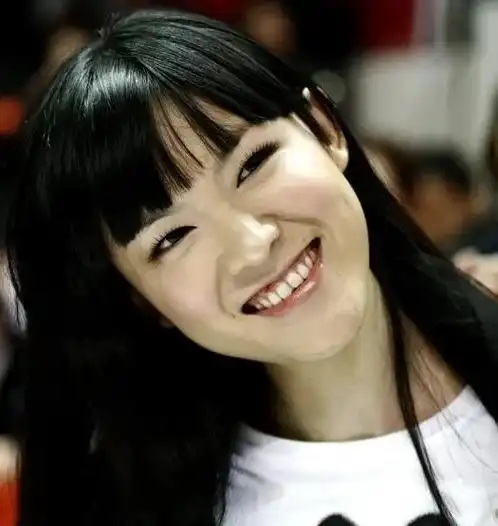 节目上,李艾说婚后和老公分开睡,应采儿怎么怀孕
