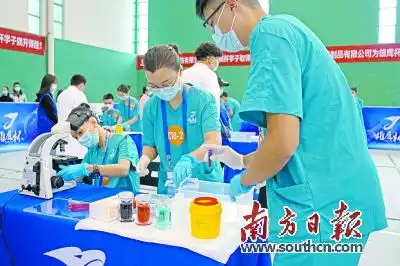 坚持实践育人培养一流人才
