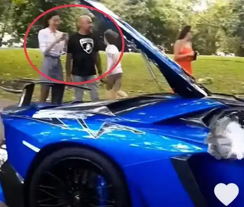 项思醒后又一女网红翻车,被曝学历造假,蹭豪车还与60岁富豪暧昧
