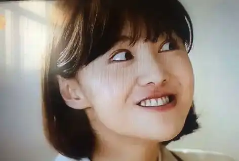 看剧千万别暂停,不然分分钟钟笑出表情包
