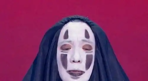 包贝尔带孩子cos无脸男实力抢镜,包饺子可爱,包贝尔一言难尽
