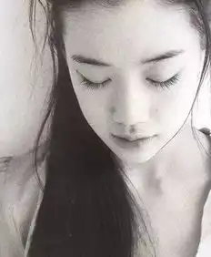 想和苍井优这样的空气感女孩,睡个不赶时间的午觉
