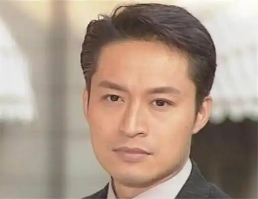 不输周杰的表情包,因琼瑶剧红遍亚洲,两段婚姻坎坷,今退居幕后
