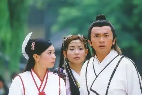 他是微信表情的原型,曾是爱豆出身,却把金庸古龙琼瑶全演爆了
