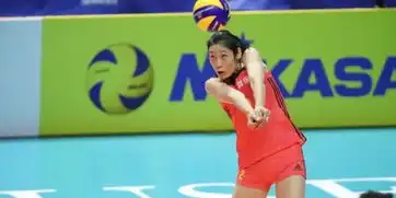新突破朱婷这次拯救中国女排右翼,表情包上线并点出最强对手
