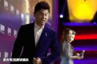 女明星红地毯争奇斗艳雷佳音冻成表情包,却被老艺术家抢尽风头
