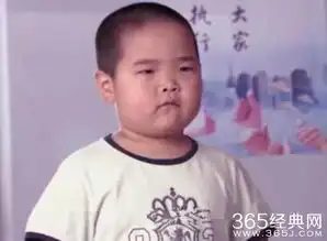 打败宋民国和安吉成为最红表情包的谢飞机,居然长这么大了影视资讯...
