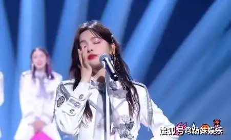 杨超越痛哭忏悔,称和老板吵架第一名,表情管理失败逗笑沈腾
