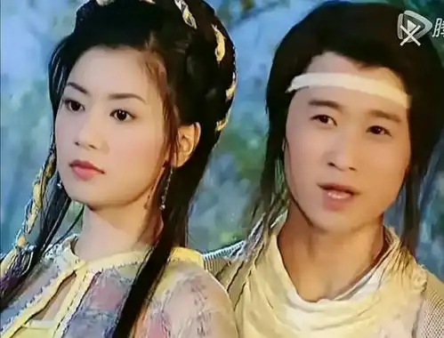 倪妮又出神图angelababy进不去的红毯,她美得像开了光
