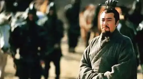 毫不起眼的糜芳,为何能奠定三国时期三分天下数十年的格局
