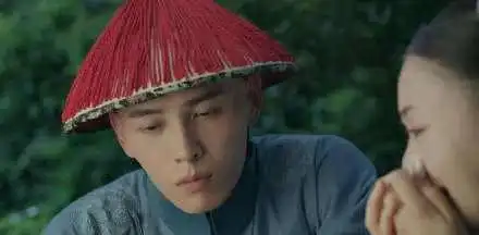 璎珞和弘昼因戏生情恋爱了吴谨言发否认三连表情包否认恋情
