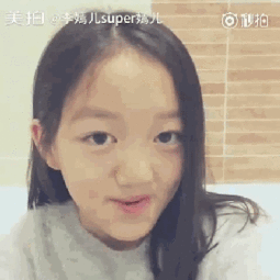 王菲的女儿和傅园慧,其实拥有一样的表情包
