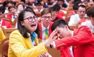 傅园慧夺冠,自曝少女心,马蓉直指傅园慧谈恋爱了
