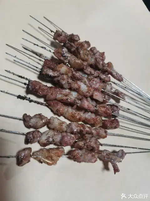 老五烧烤凤爪一绝锦华街店
