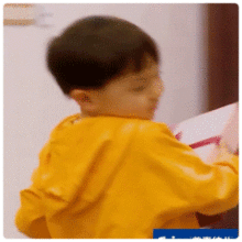 可爱小孩gif表情包超萌的小孩子
