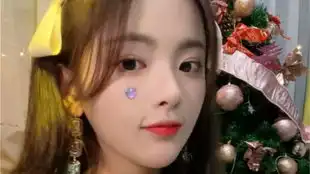 杨超越小橘子惨啊被强行营业
