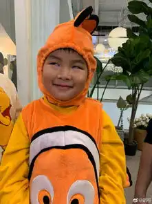 胡可晒儿子表情包疑似回应被预测离婚真逗
