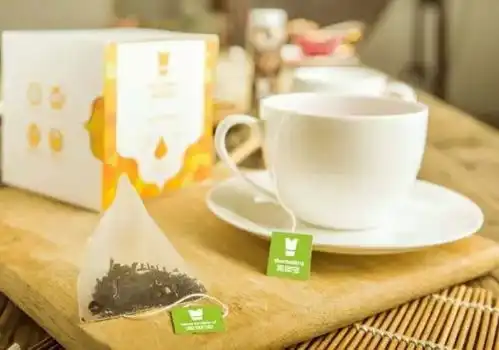 马化腾回敬你一杯茶,表情包终于也有了香气
