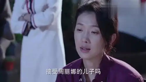 小娇妻路过柜台,谁料竟发现老爷子抱着心机女的孩子,当场懵了
