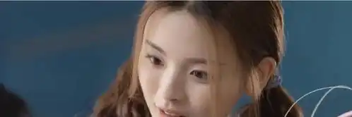 杨超越第一部剧即将开播,表情自然颜值在线是要火了吗
