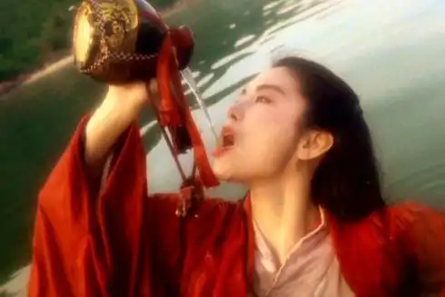 成为教材的几个镜头姚晨哭戏,王宝强吸烟,周星驰吃盒饭
