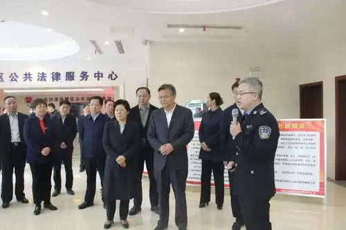 岳麓政法英模李明清做好创活实文章印证司法为民初心
